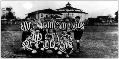 die holzrotunde am ausstellungsgel&auml;nde von 1896, privatbesitz martin bitschnau